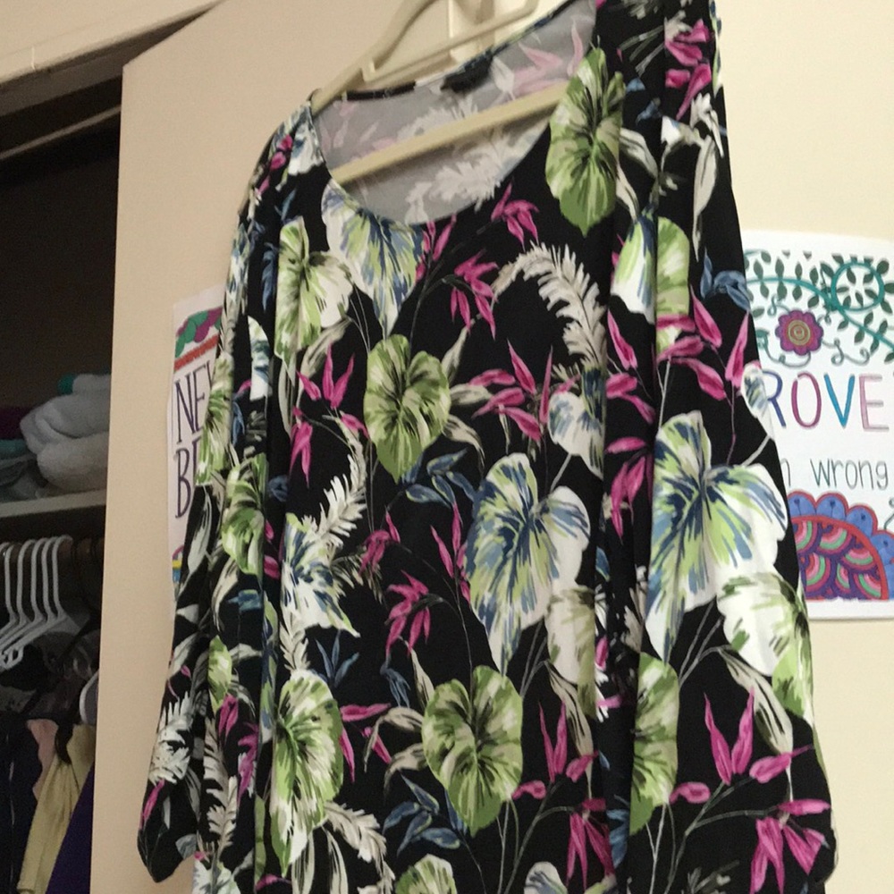 J.jll soft and comfy blouse